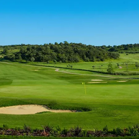 Nau Morgado Golf & Country Club 호텔 4*