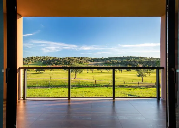 Hotel Nau Morgado Golf & Country Club 4*