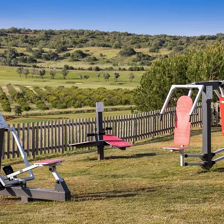 Nau Morgado Golf & Country Club 4* פורטימאו