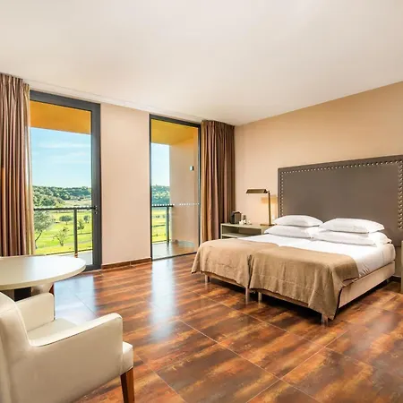 Nau Morgado Golf & Country Club Готель