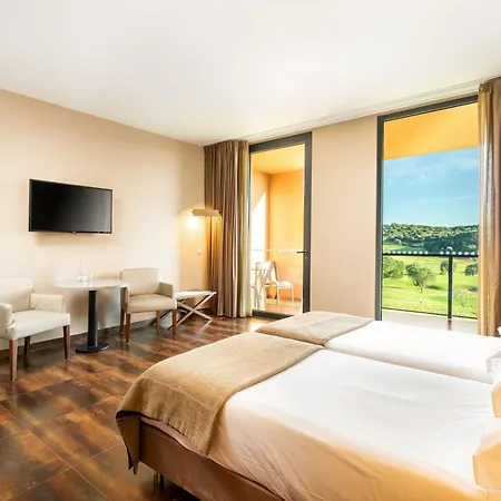 Готель Nau Morgado Golf & Country Club 4*