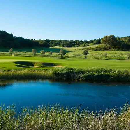 Nau Morgado Golf & Country Club 4*