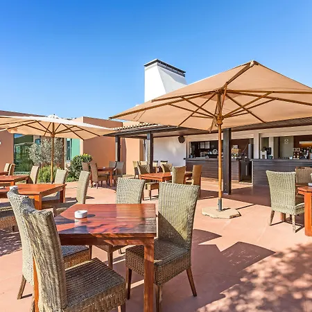 Nau Morgado Golf & Country Club מלון 4*