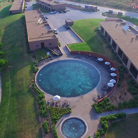 Nau Morgado Golf & Country Club Готель Портіман
