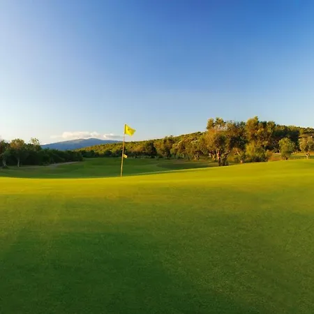 מלון Nau Morgado Golf & Country Club 4*