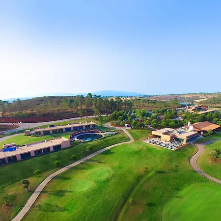 Nau Morgado Golf & Country Club Готель Портіман