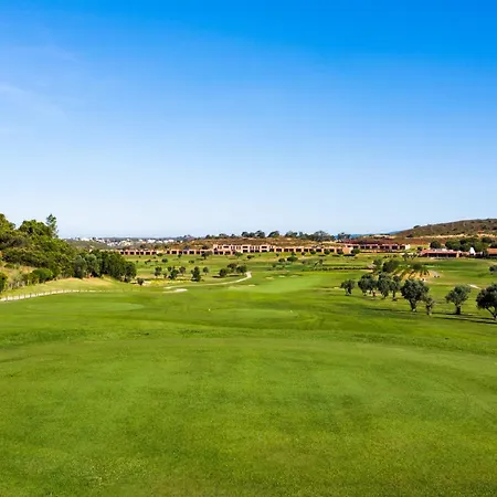 Nau Morgado Golf & Country Club 4* بورتيماو