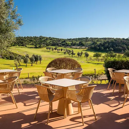 Nau Morgado Golf & Country Club Готель