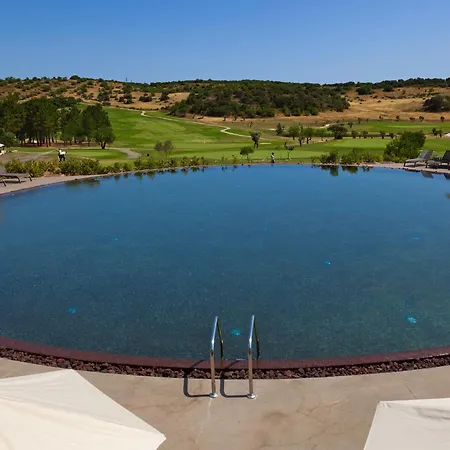 Nau Morgado Golf & Country Club פורטימאו