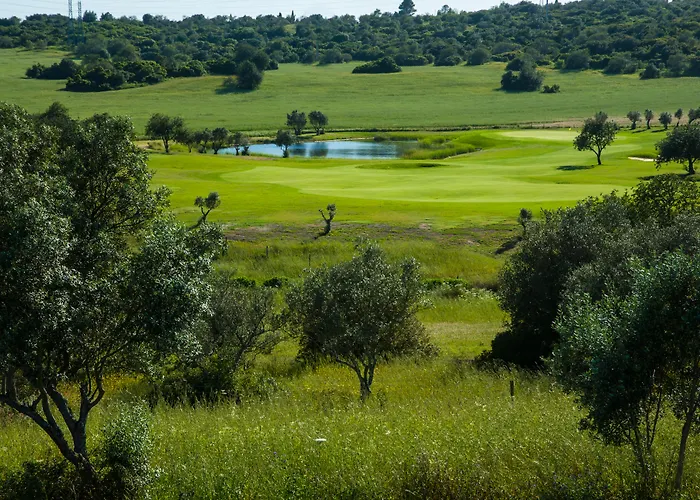 Nau Morgado Golf & Country Club