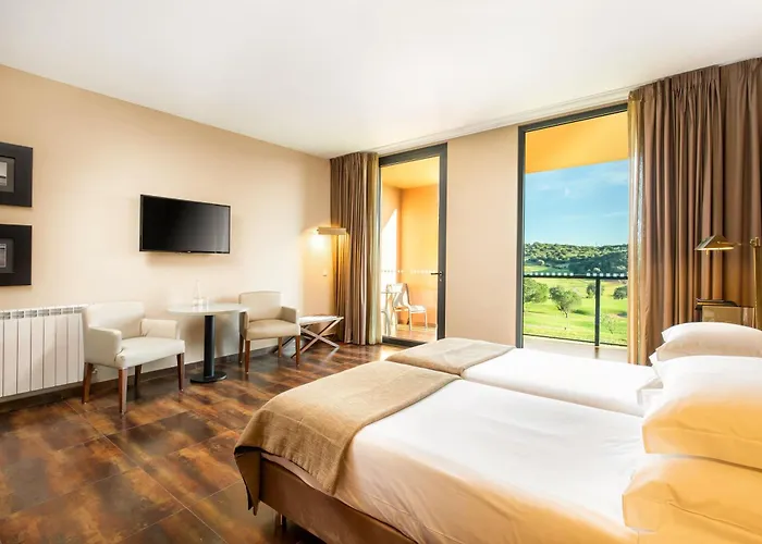 Готель Nau Morgado Golf & Country Club 4*