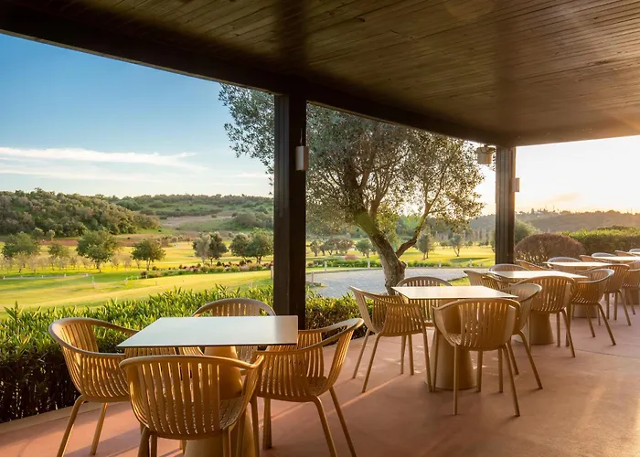 Nau Morgado Golf & Country Club 4* Портіман