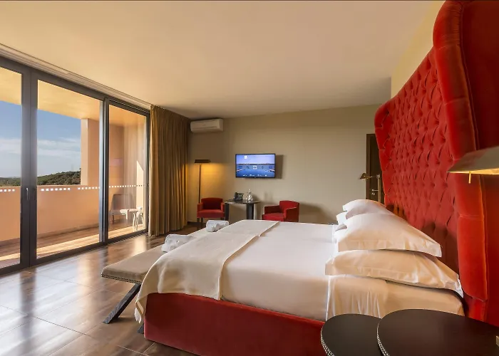 Готель Nau Morgado Golf & Country Club 4*