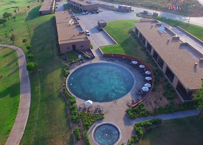 Nau Morgado Golf & Country Club Готель Портіман