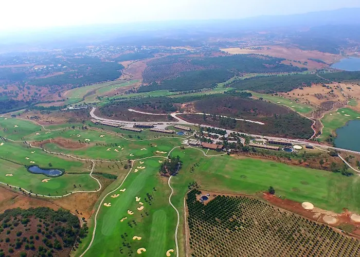 Hotel Nau Morgado Golf & Country Club 4*