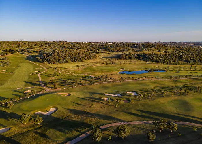 Nau Morgado Golf & Country Club Готель 4*