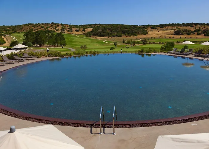 Nau Morgado Golf & Country Club Портіман