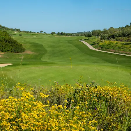 Nau Morgado Golf & Country Club 4*