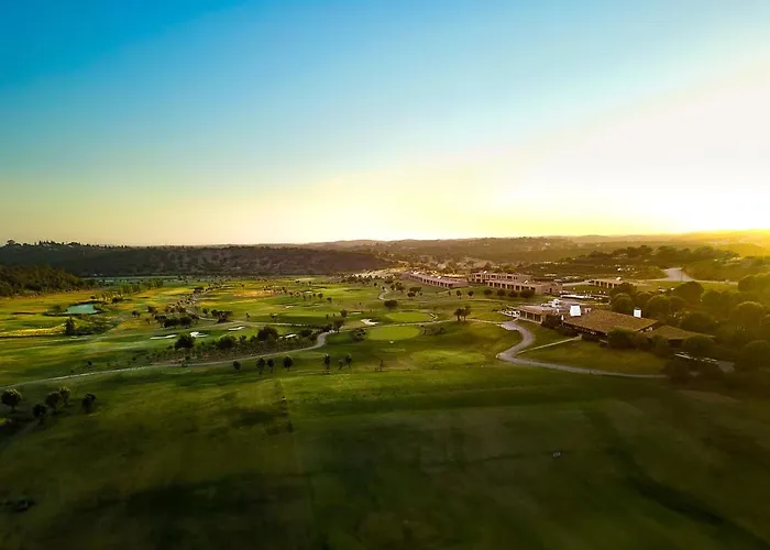 Nau Morgado Golf & Country Club فندق 4*