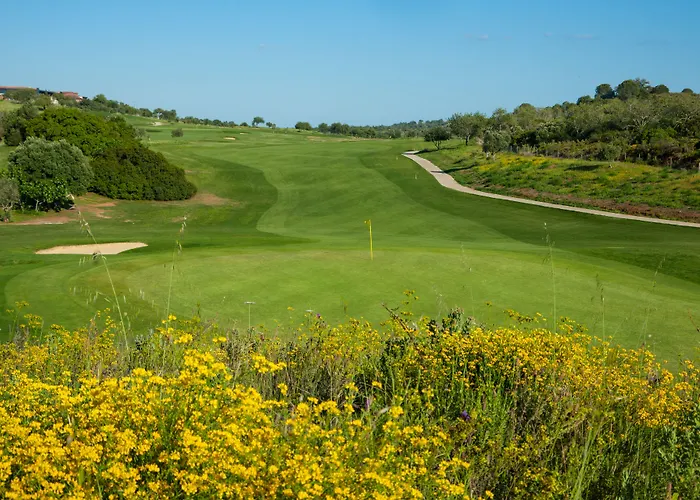 Nau Morgado Golf & Country Club 4*